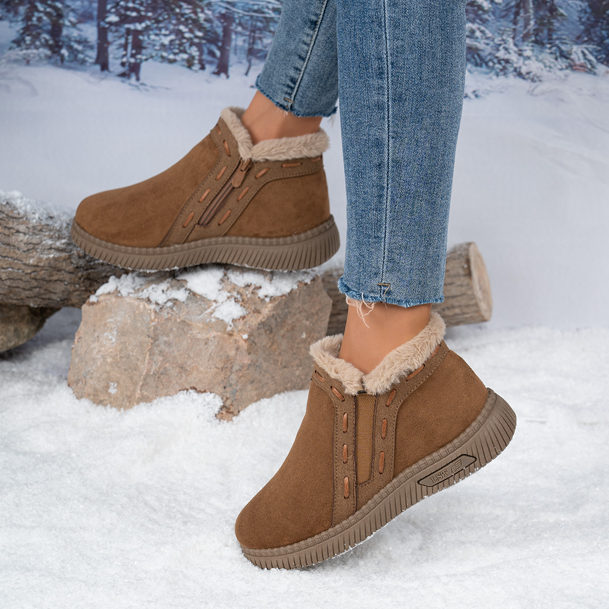 Женские зимние ботинки коричне – обзор и цена Snow Boot Fur Lined