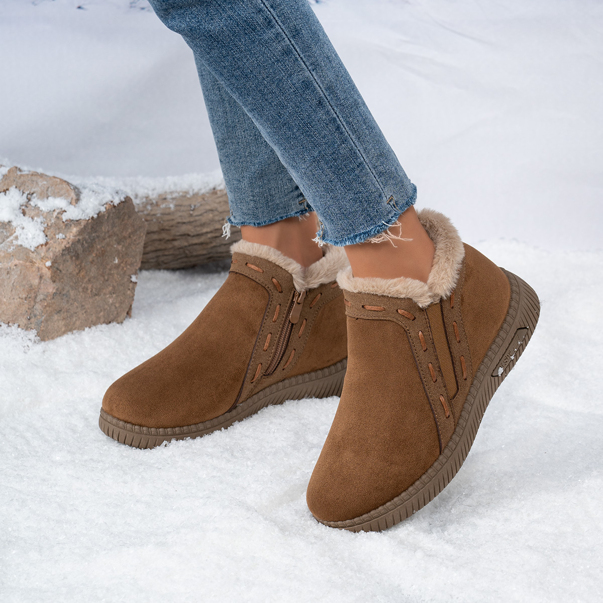 Женские зимние ботинки коричне – обзор и цена Snow Boot Fur Lined